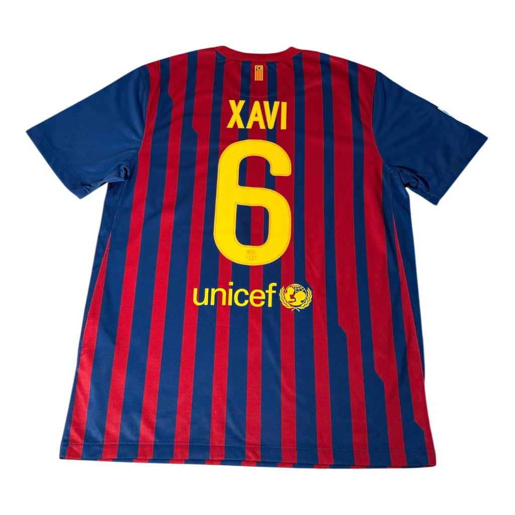 FC Barcelona Home 2011-12 — Xavi Hernández (L)