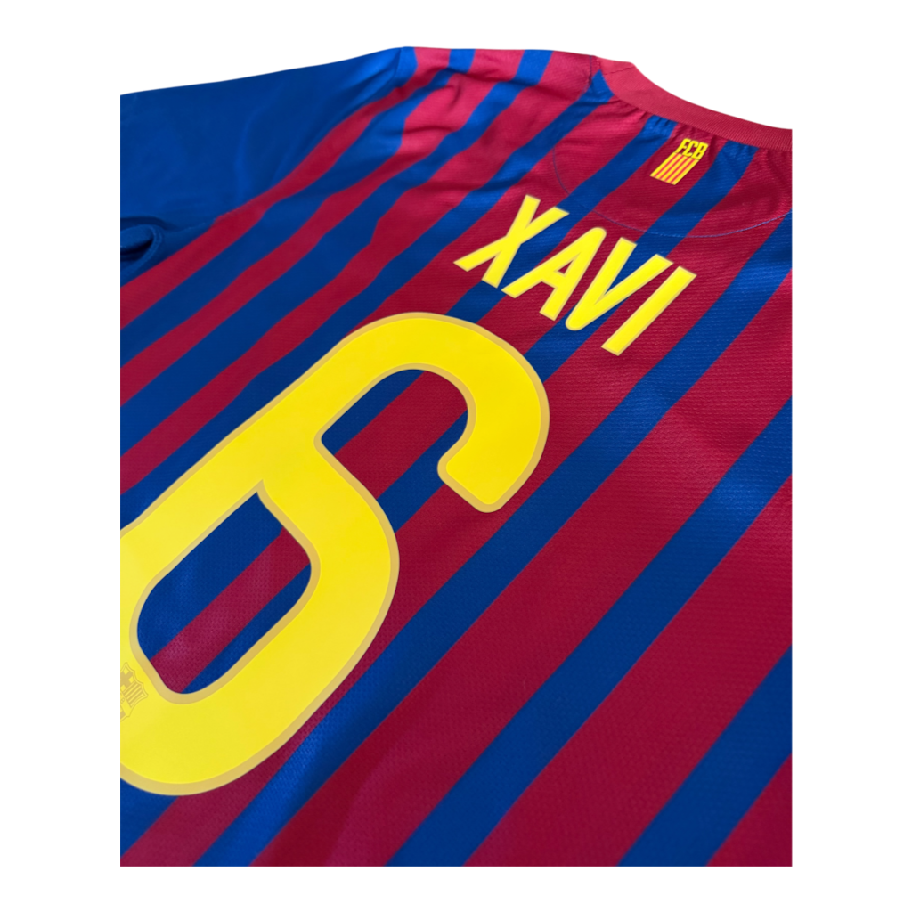FC Barcelona Home 2011-12 — Xavi Hernández (L)